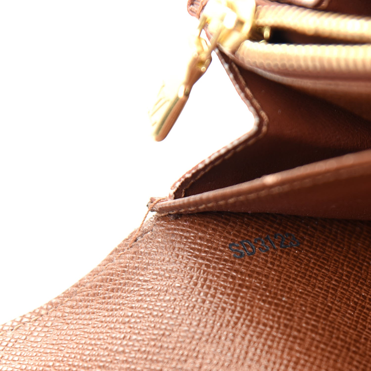 Louis Vuitton Monogram Sarah Wallet 7 of 8