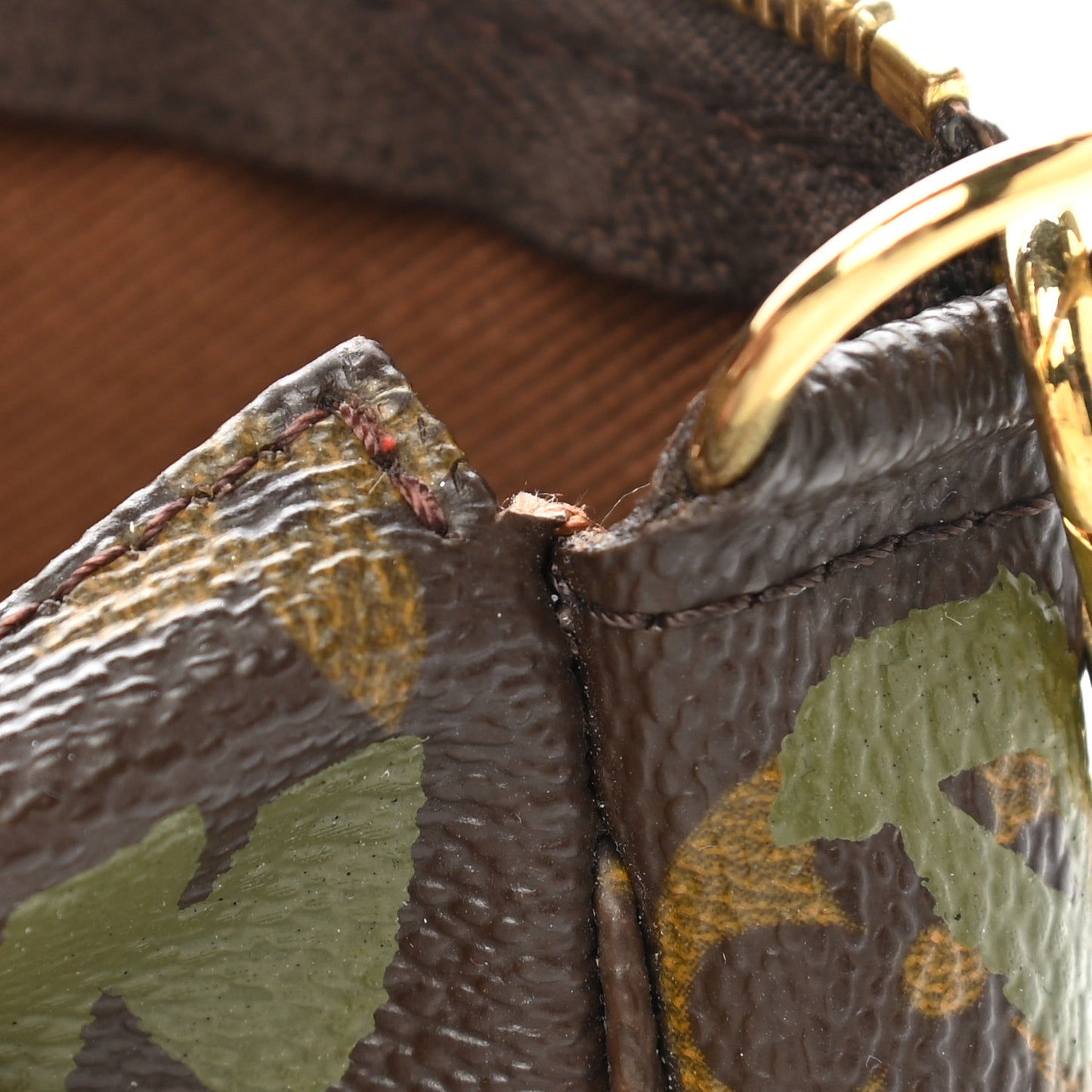 Monogram Graffiti Pochette Accessories Kaki