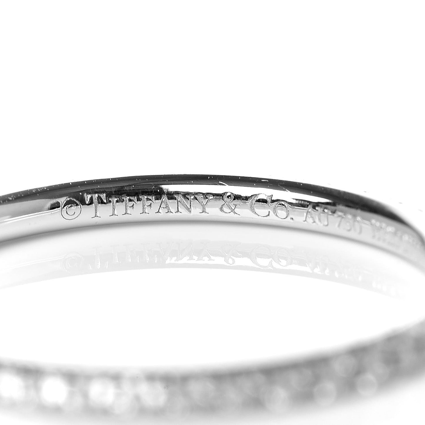 18K White Gold Diamond Metro Band Ring 49 5