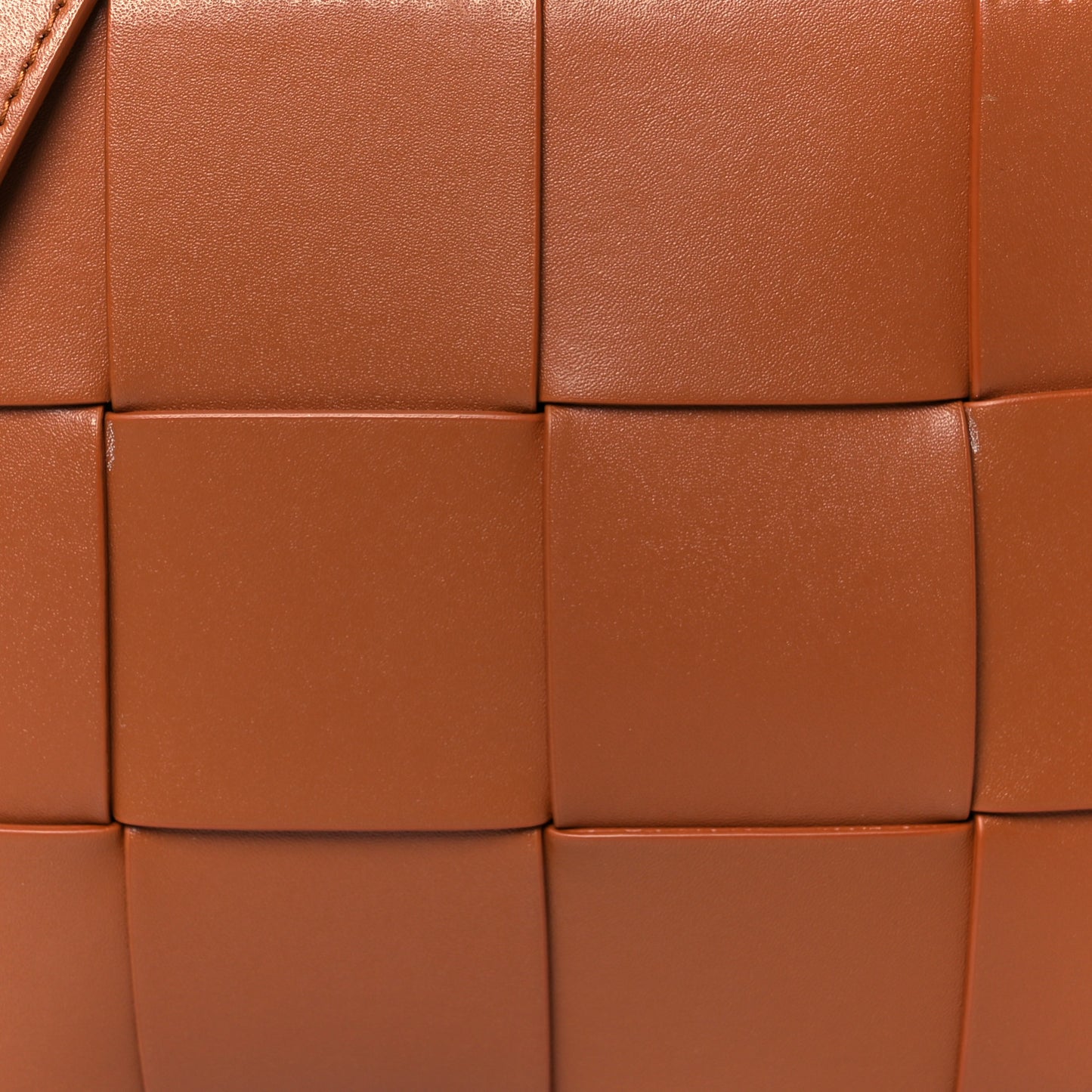Lambskin Maxi Intrecciato Cassette Camera Bag Caramel