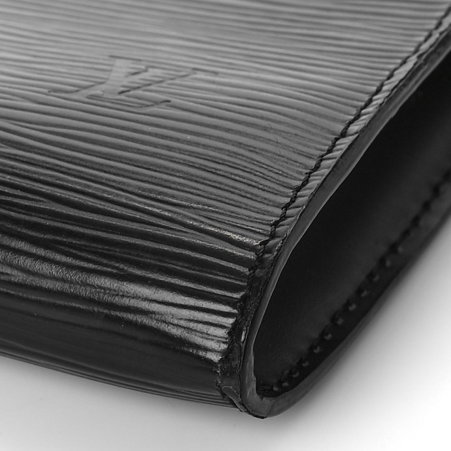 Epi Pochette Accessories 24 Black