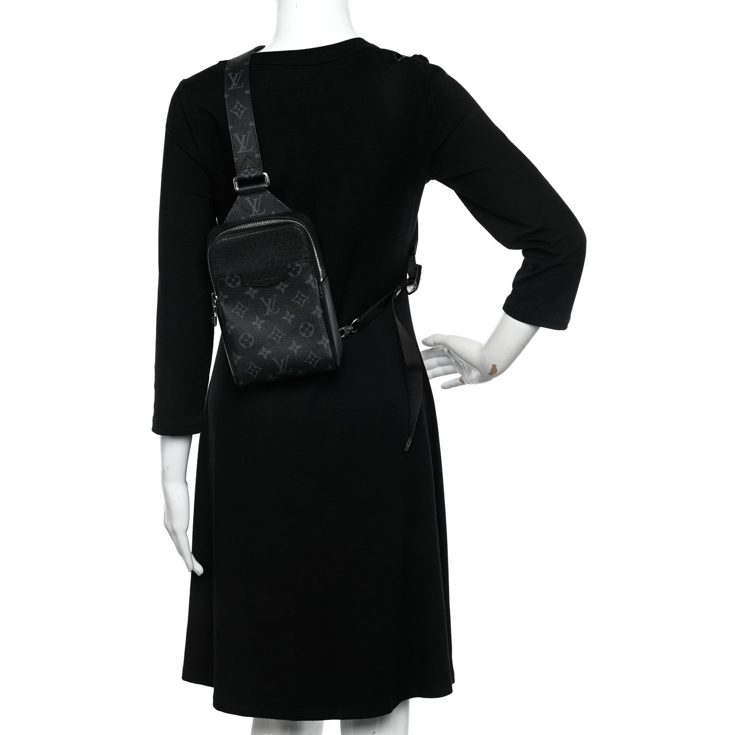 Louis Vuitton Taigarama Outdoor Slingbag Black 2 of 10