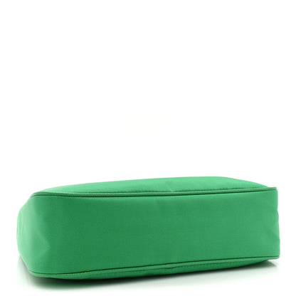 Prada Nylon Re-Edition 2005 Shoulder Bag Menta 4 of 8