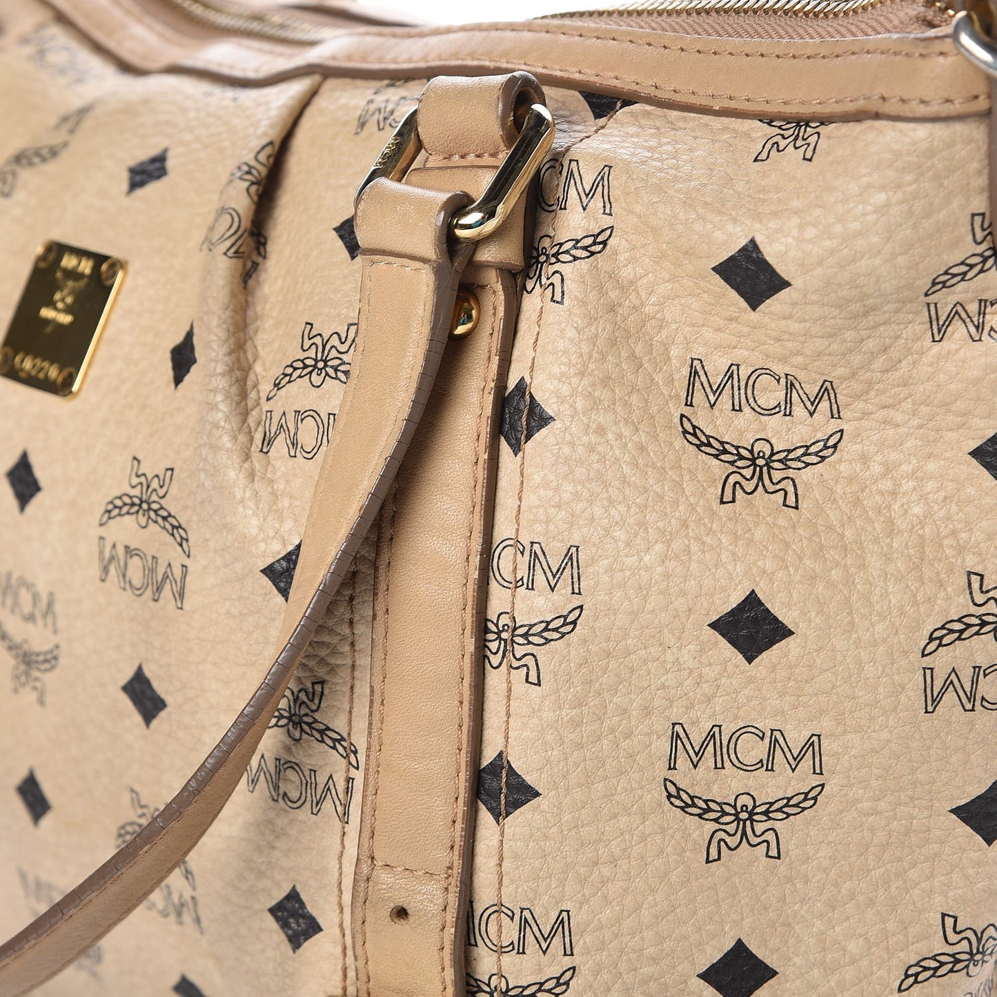 Visetos Medium Essentials Shopper Tote Beige