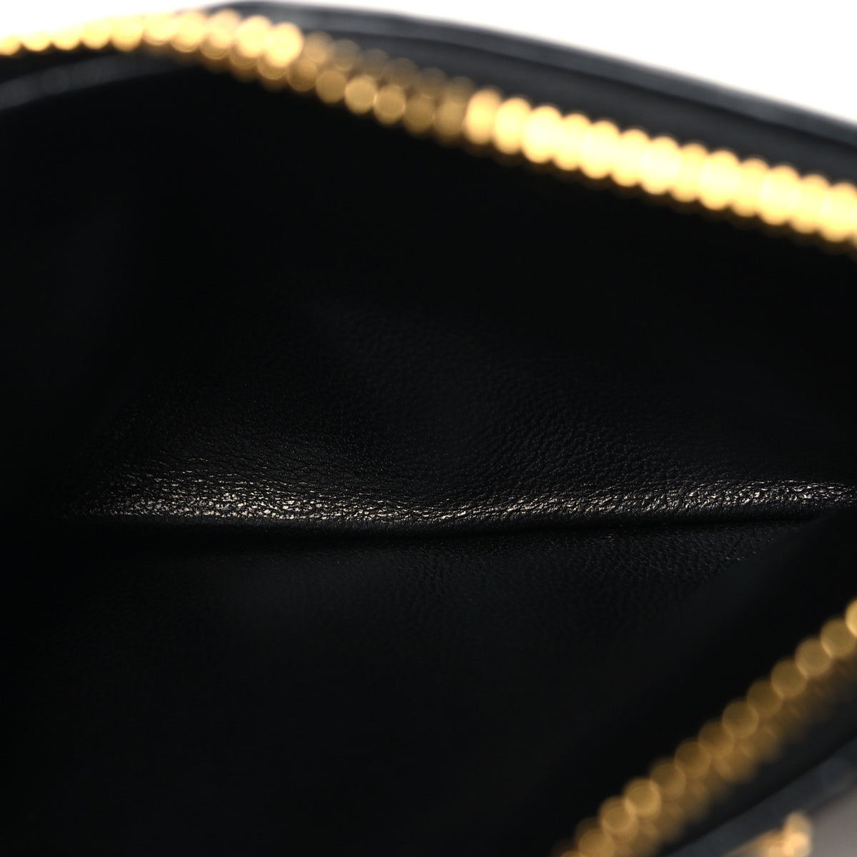 Glossy Calfskin Triangle Zip Card Holder Black