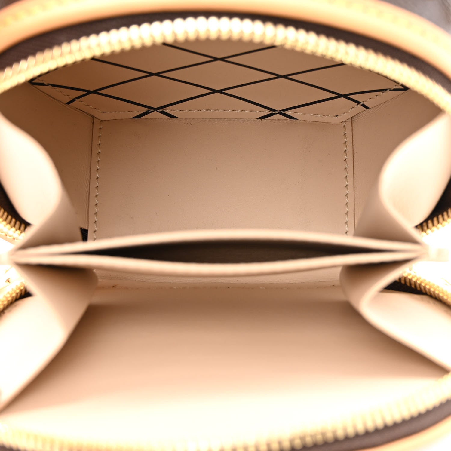 Louis Vuitton Monogram Mini Boite Chapeau 6 of 10