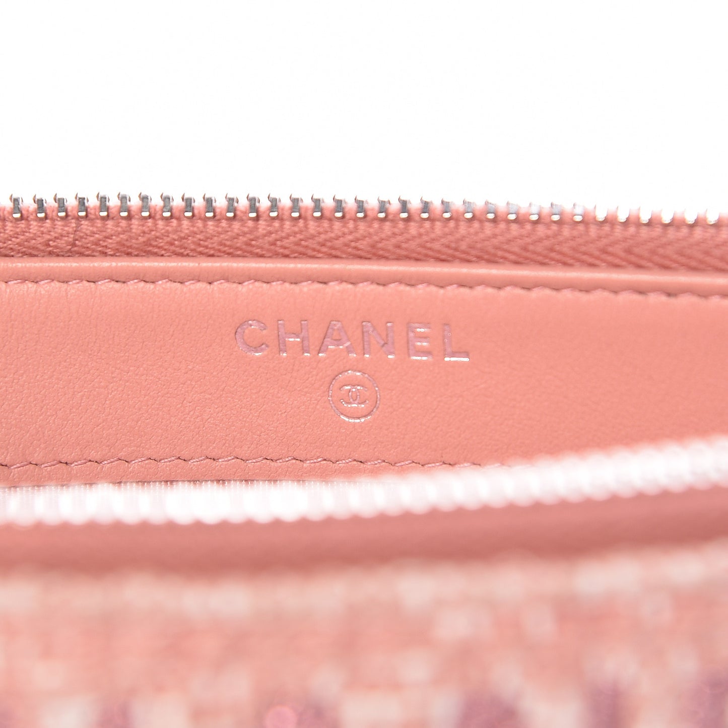 Canvas Small Deauville Clutch With Chain Pink