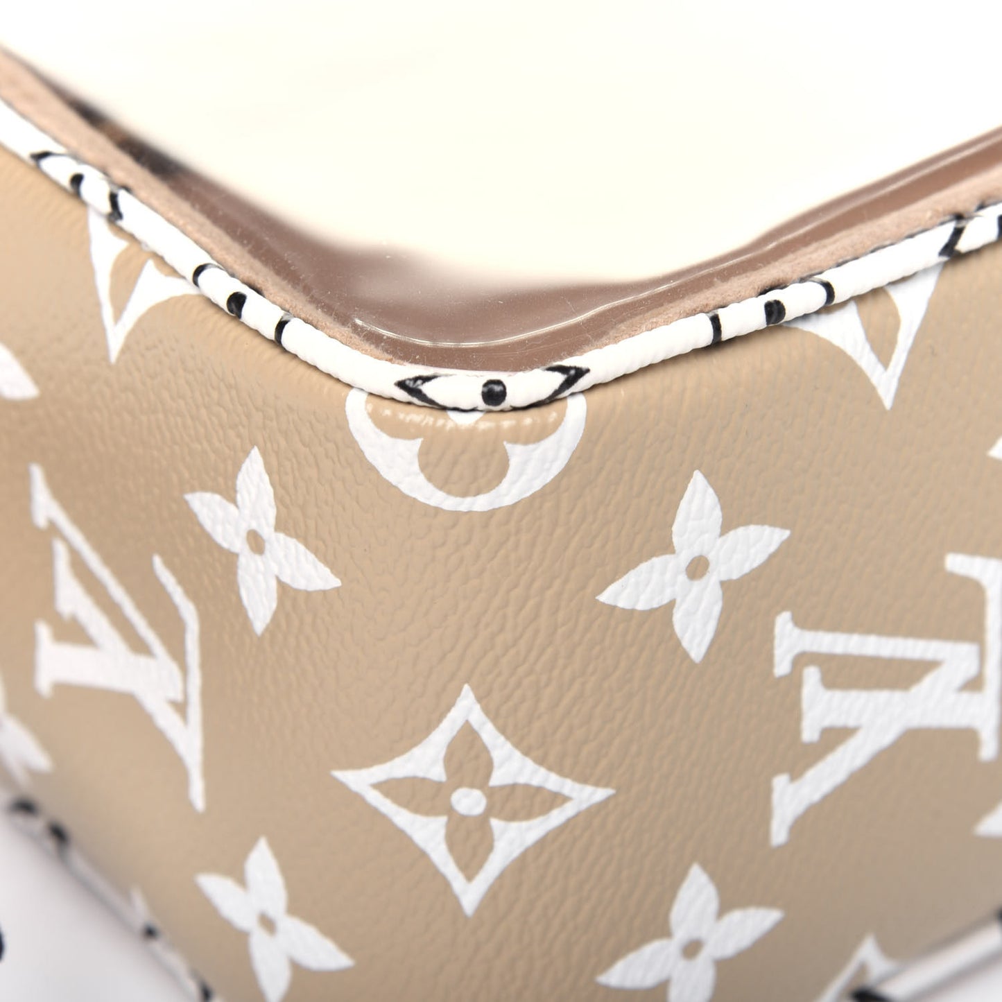 Monogram Giant Beach Pouch Kaki