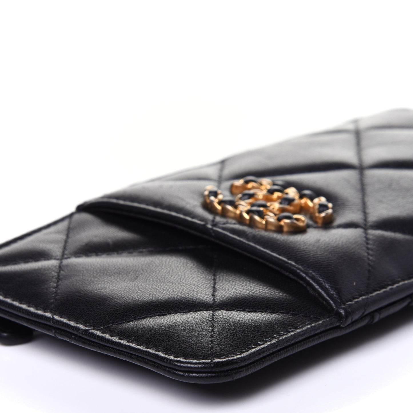 Goatskin Quilted Chanel 19 Flat Wallet Pouch Black