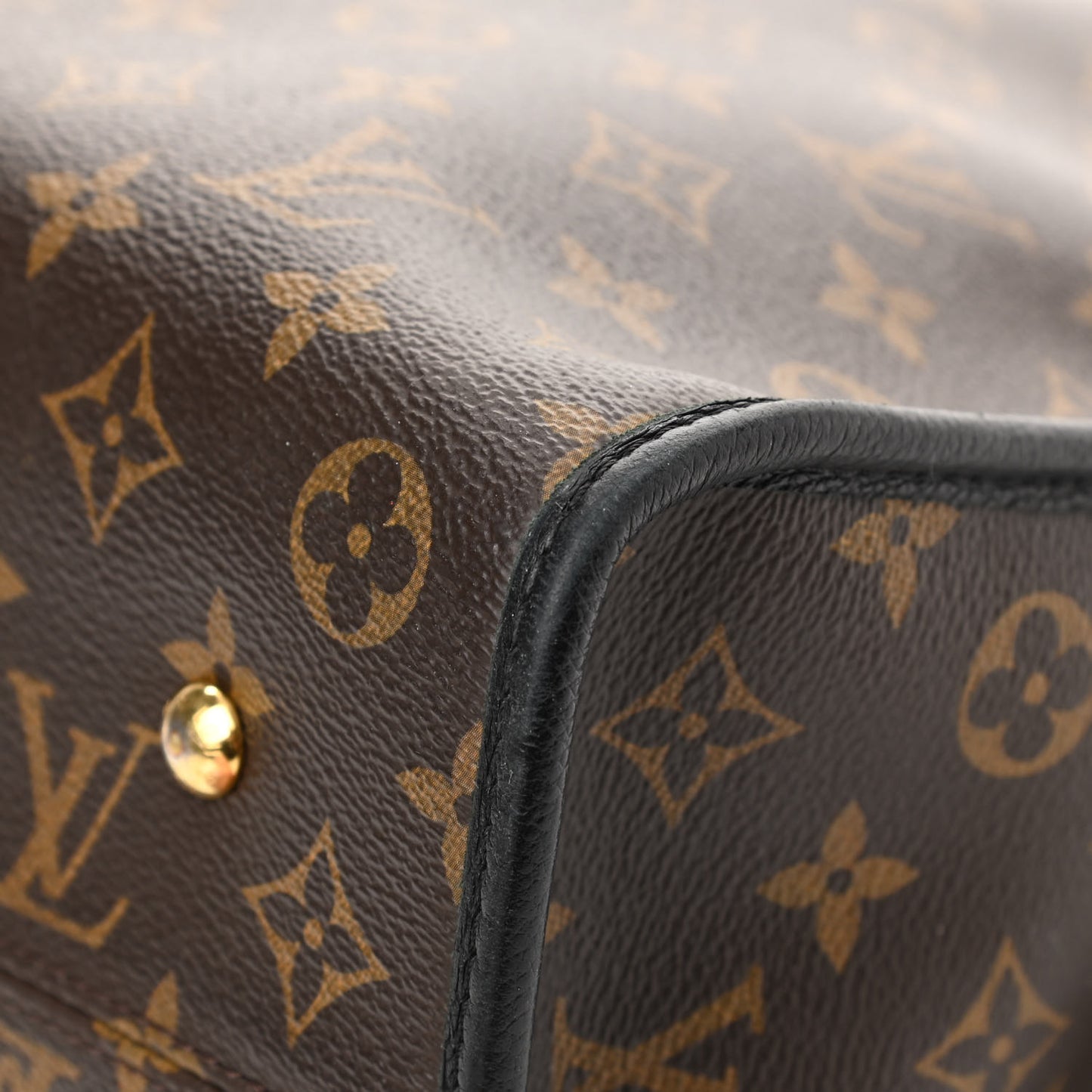 Monogram Popincourt MM Black
