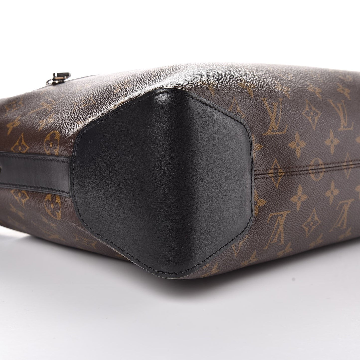 Monogram Macassar Torres Messenger