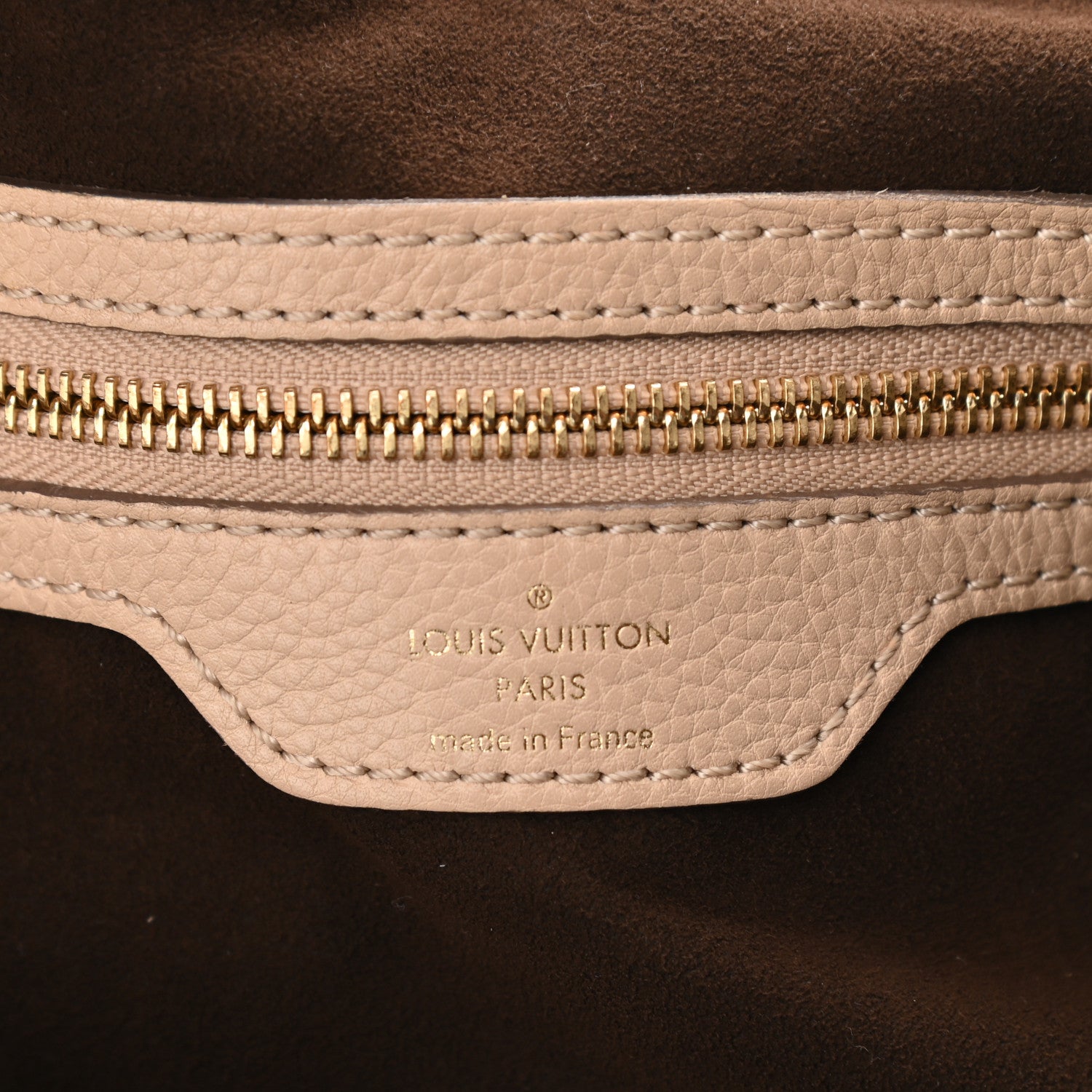 Louis Vuitton Mahina L Coquille 6 of 15
