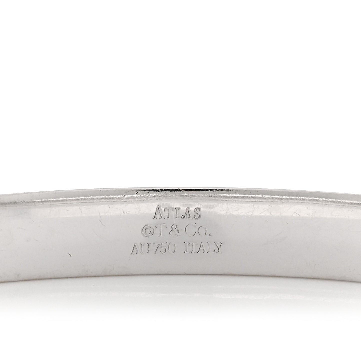 18K White Gold Diamond Atlas Closed Hinged Bangle Bracelet