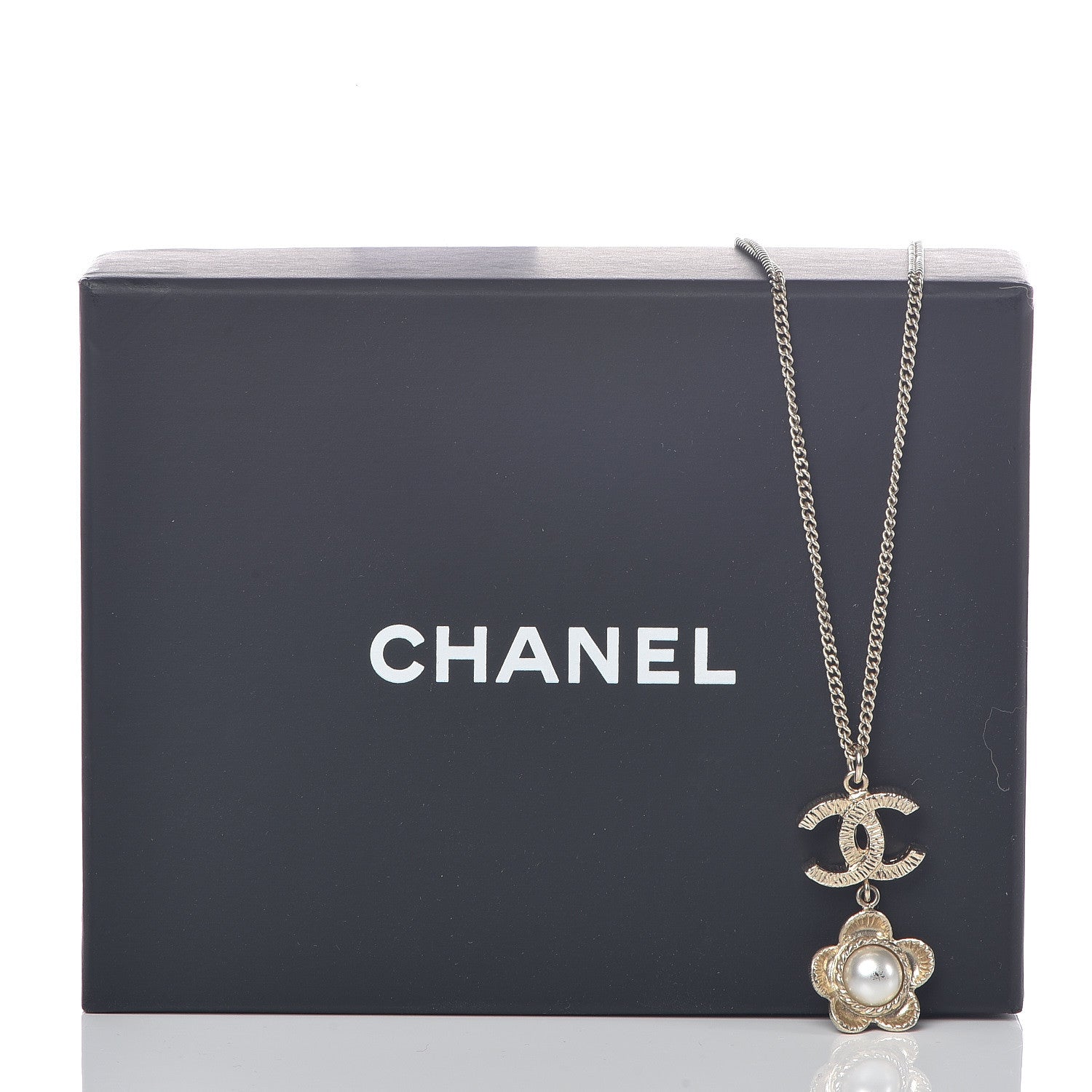 Chanel Pearl CC Camellia Pendant Necklace Gold 7 of 7