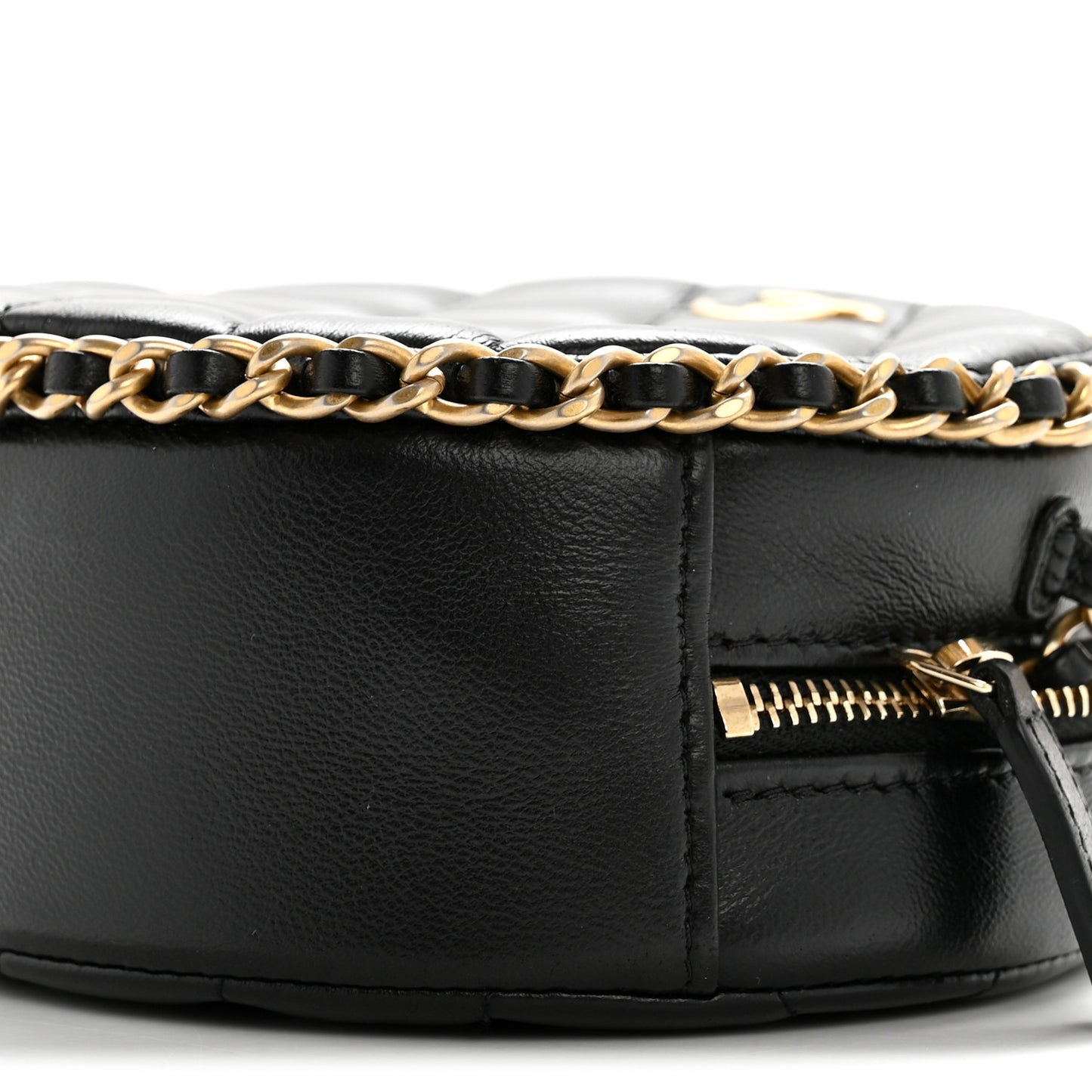 Lambskin Quilted Chain Around CC Round Clutch With Chain Black