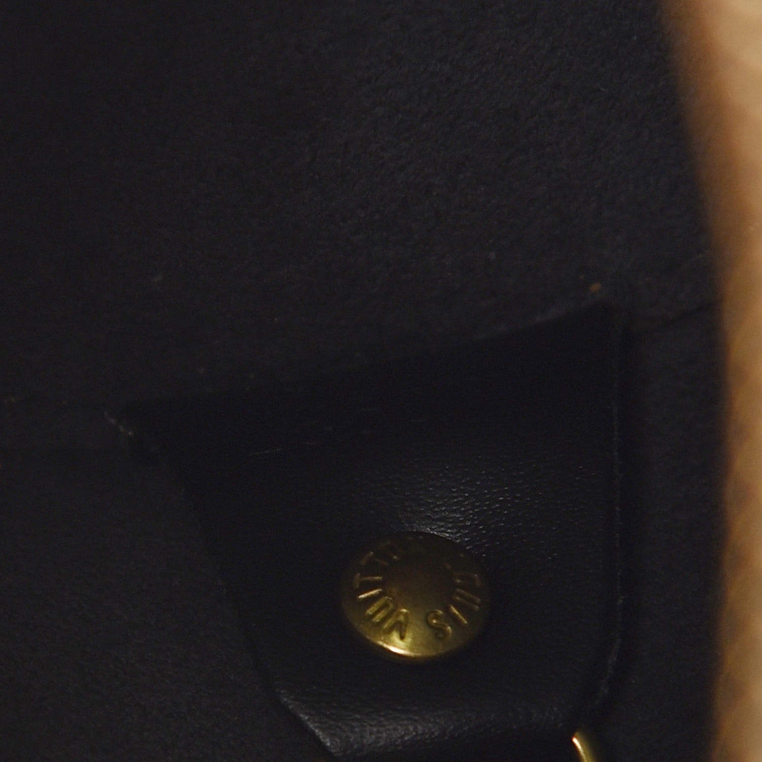 Louis Vuitton Epi Soufflot Black 7 of 17