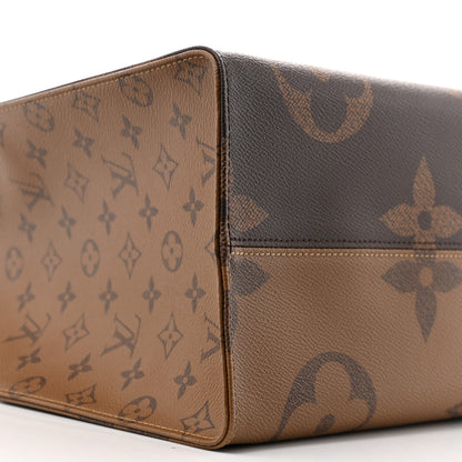 Louis Vuitton Reverse Monogram Giant Onthego GM 9 of 12