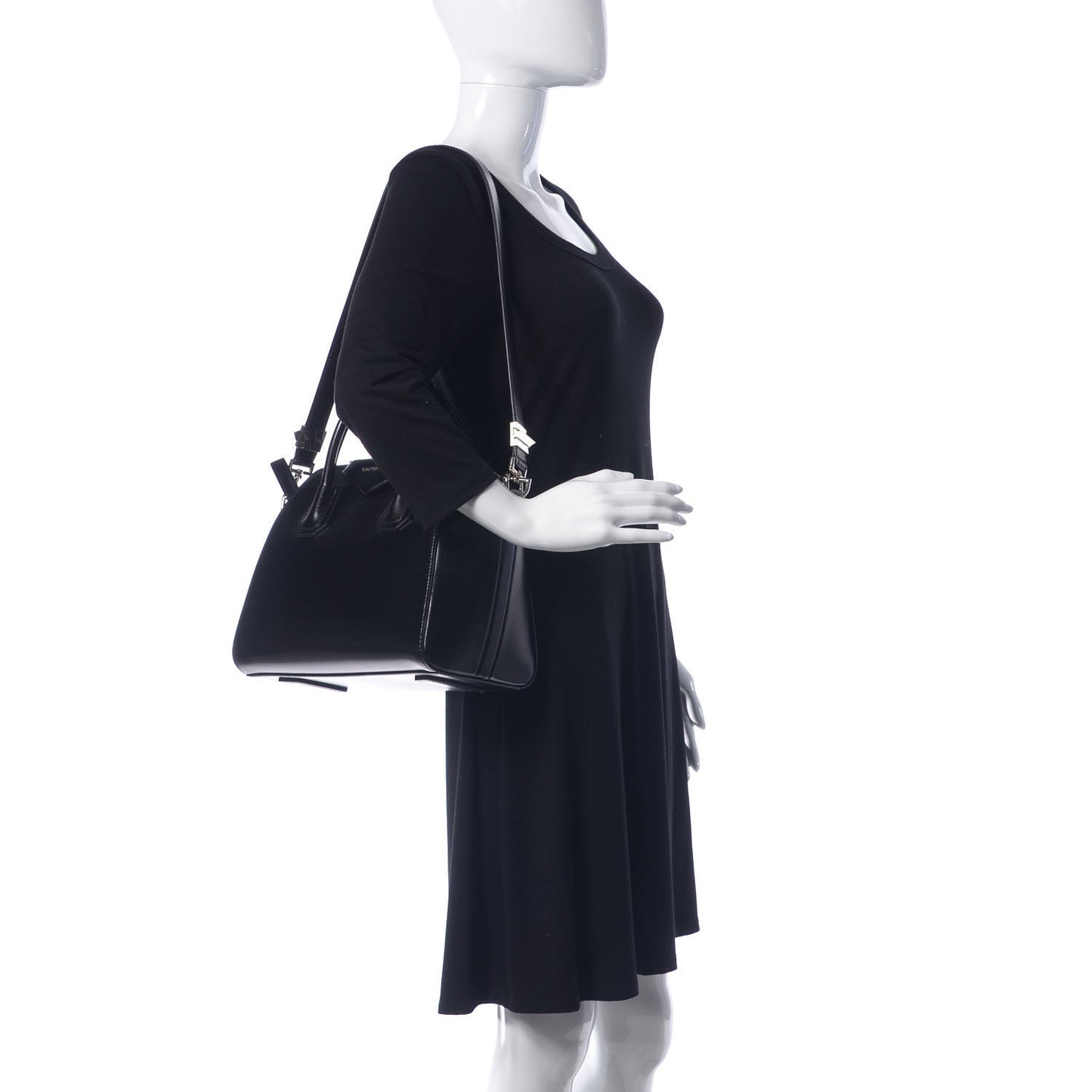 Shiny Lord Calfskin Small Antigona Black