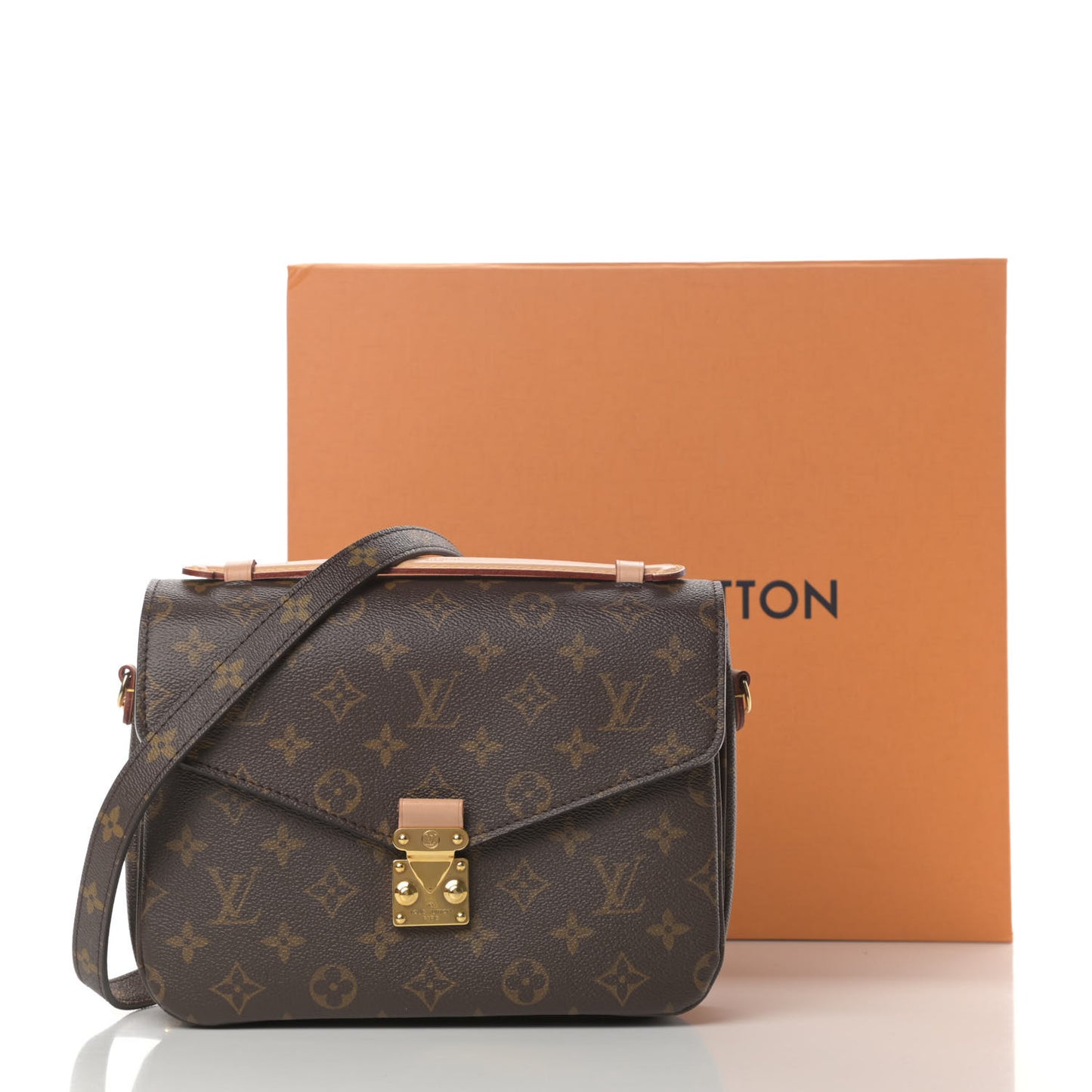 Monogram Pochette Metis