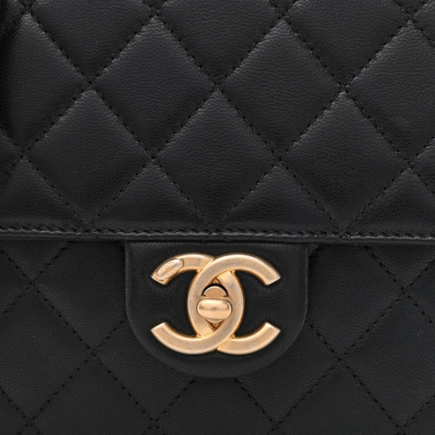 Goatskin Quilted Chic Pearls Flap Black