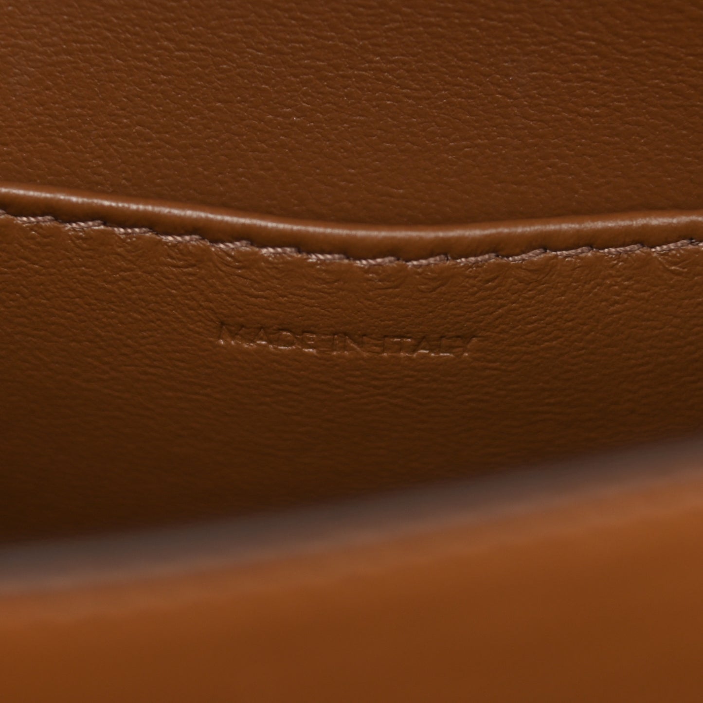 Box Calfskin Teen Classic Box Flap Bag Camel