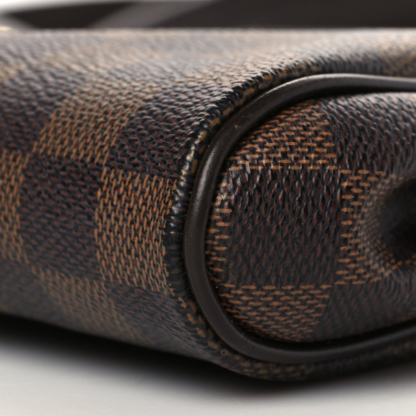 Damier Ebene Eva Clutch