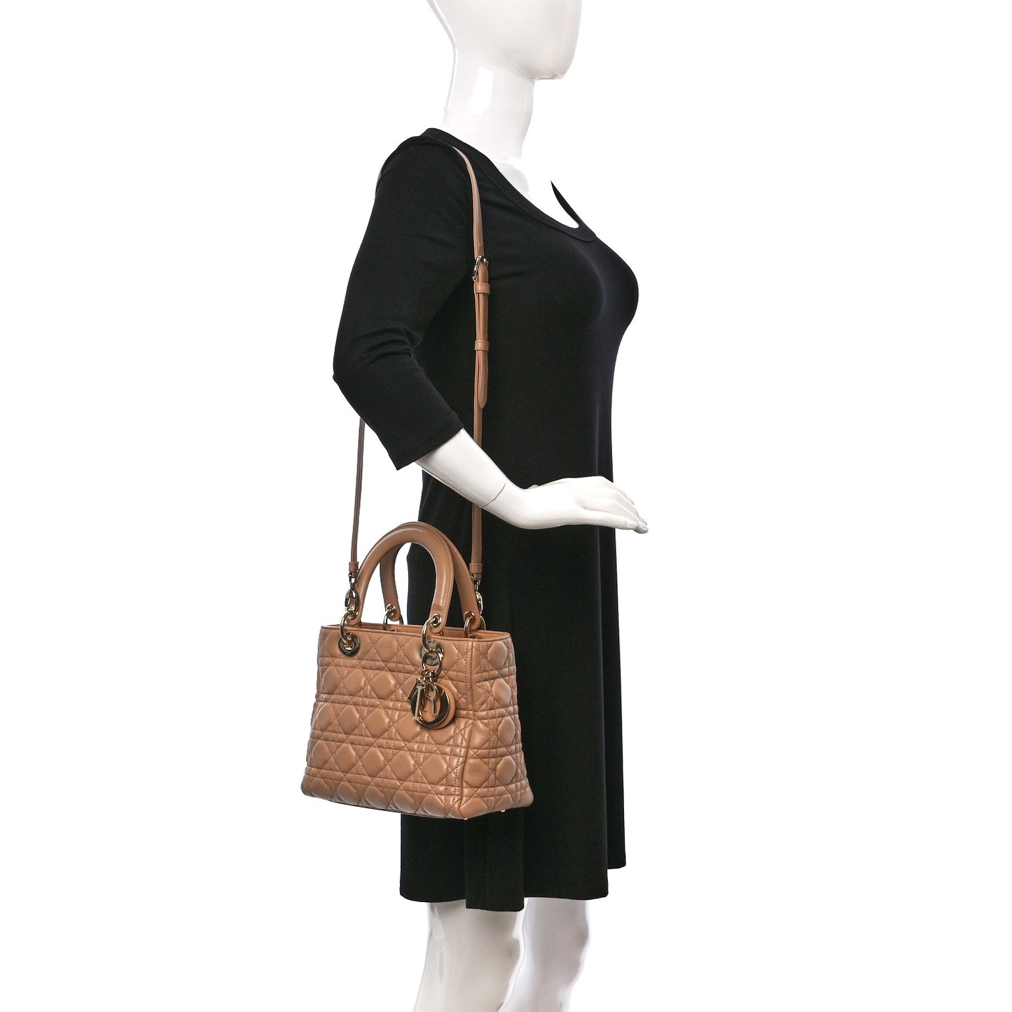 Lambskin Cannage Medium Lady Dior Beige