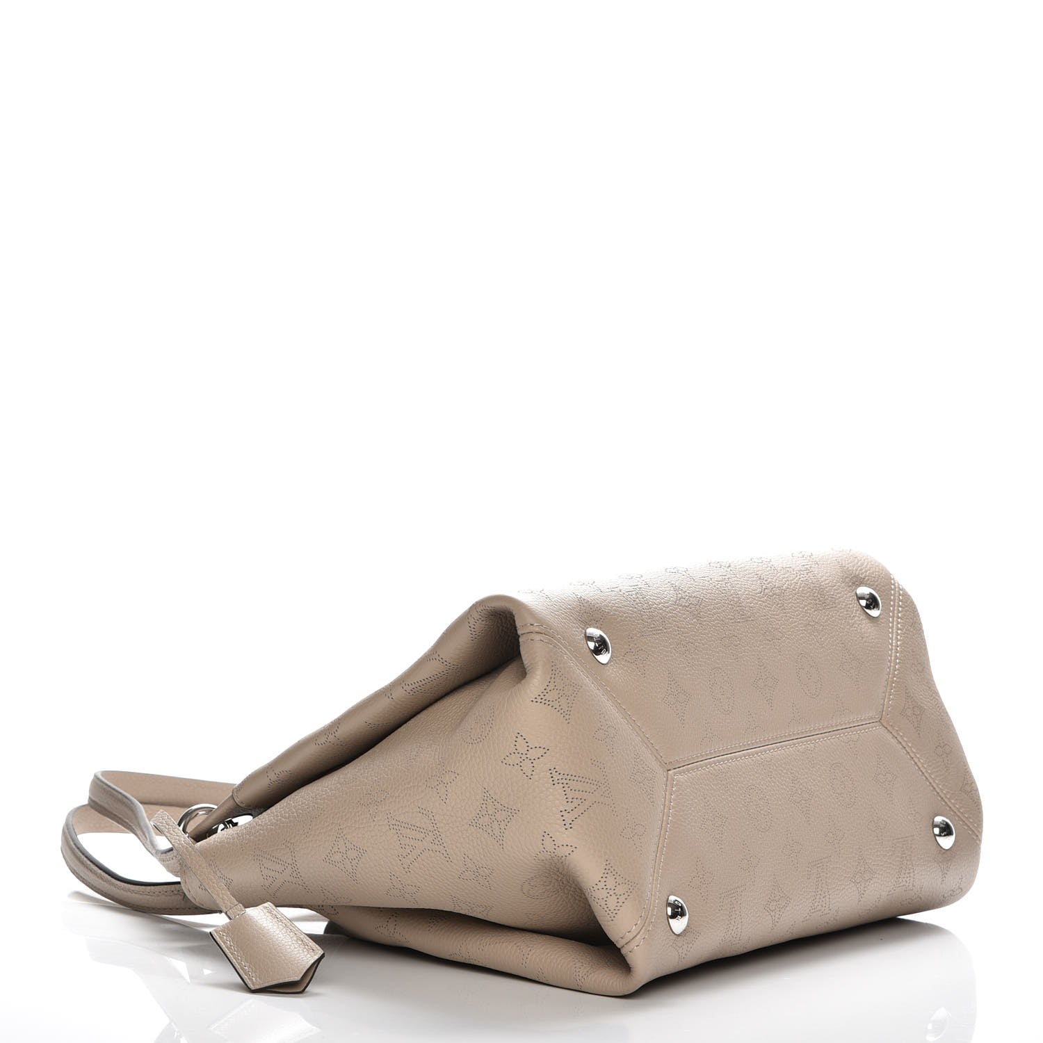Louis Vuitton Mahina Calfskin Sevres Galet 4 of 7