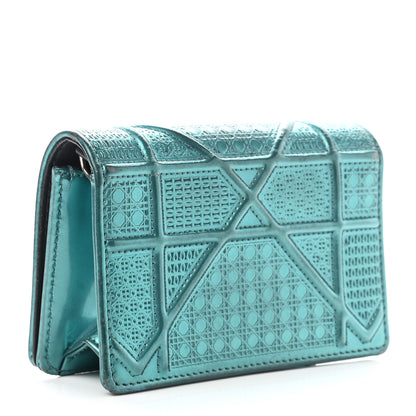 Christian Dior Metallic Patent Micro-Cannage Baby Diorama Flap Bag Green 3 of 13