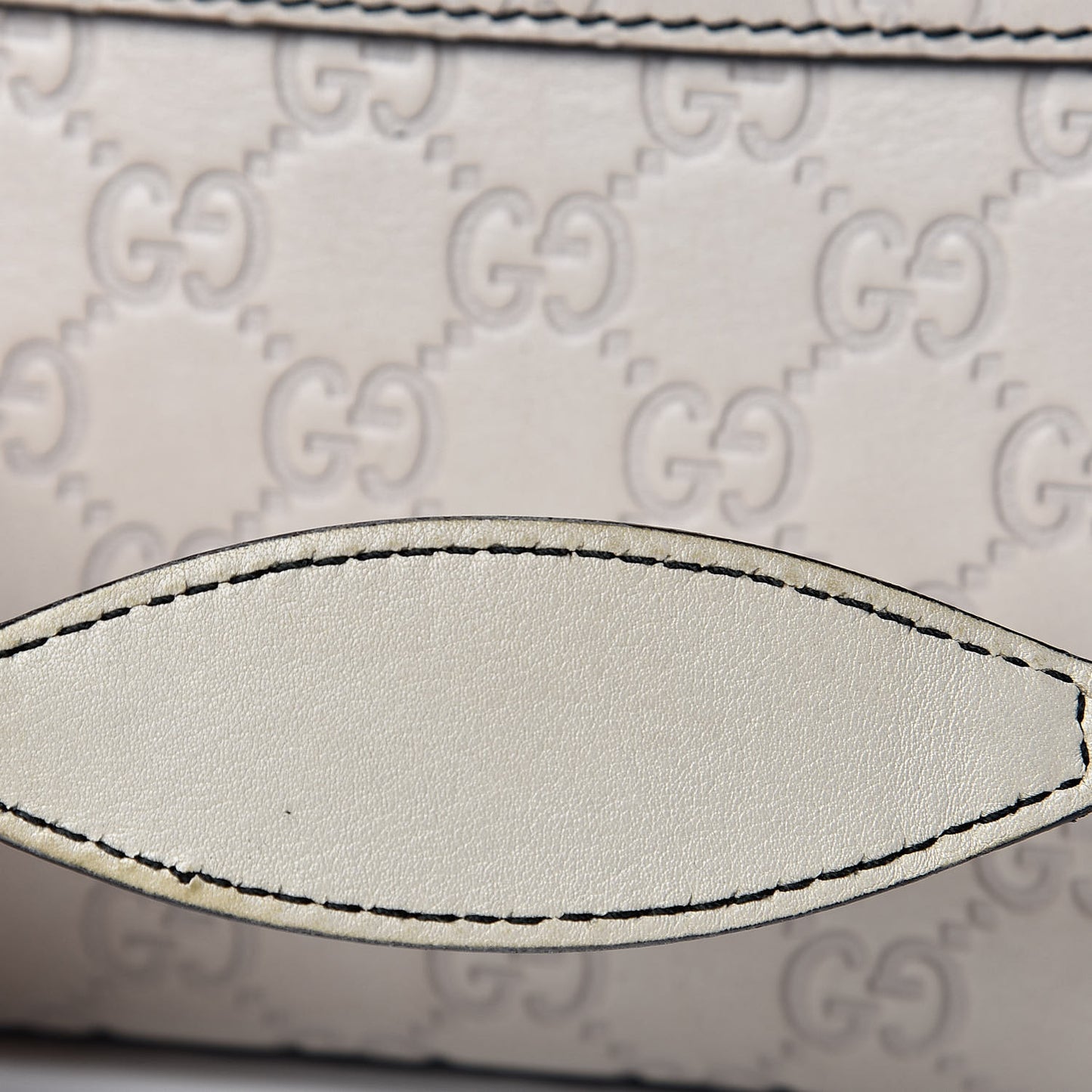 Guccissima Signature Medium Emily Chain Shoulder Bag Mystic White