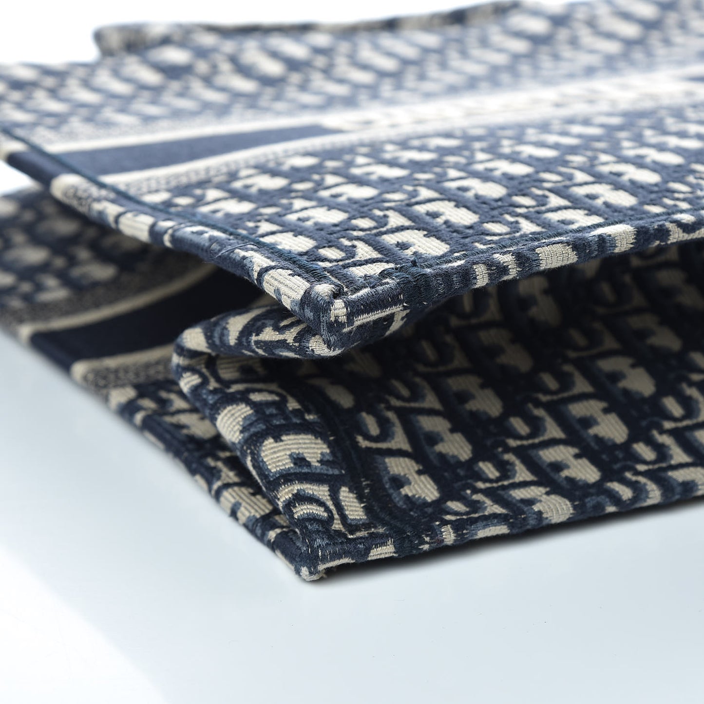 Oblique Book Tote Blue Multicolor