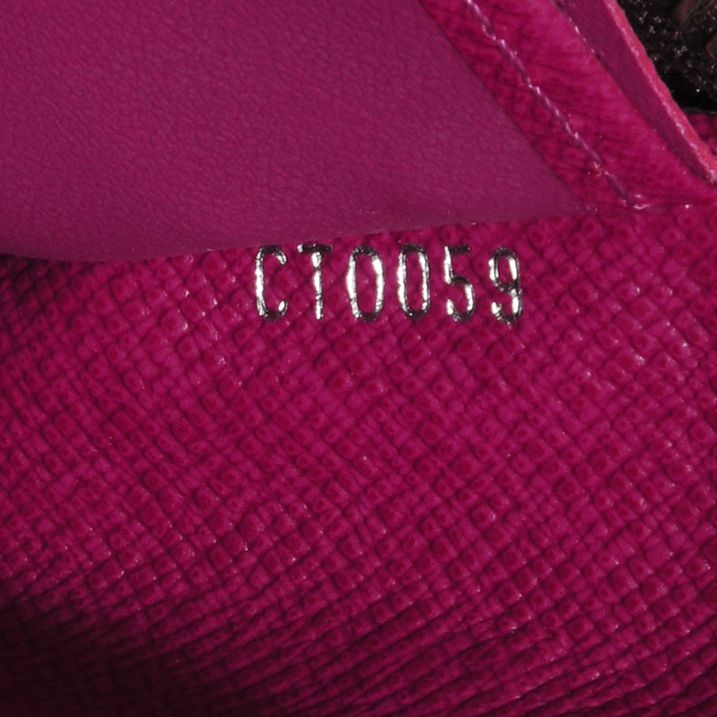 Epi Astrid Wallet Cassis