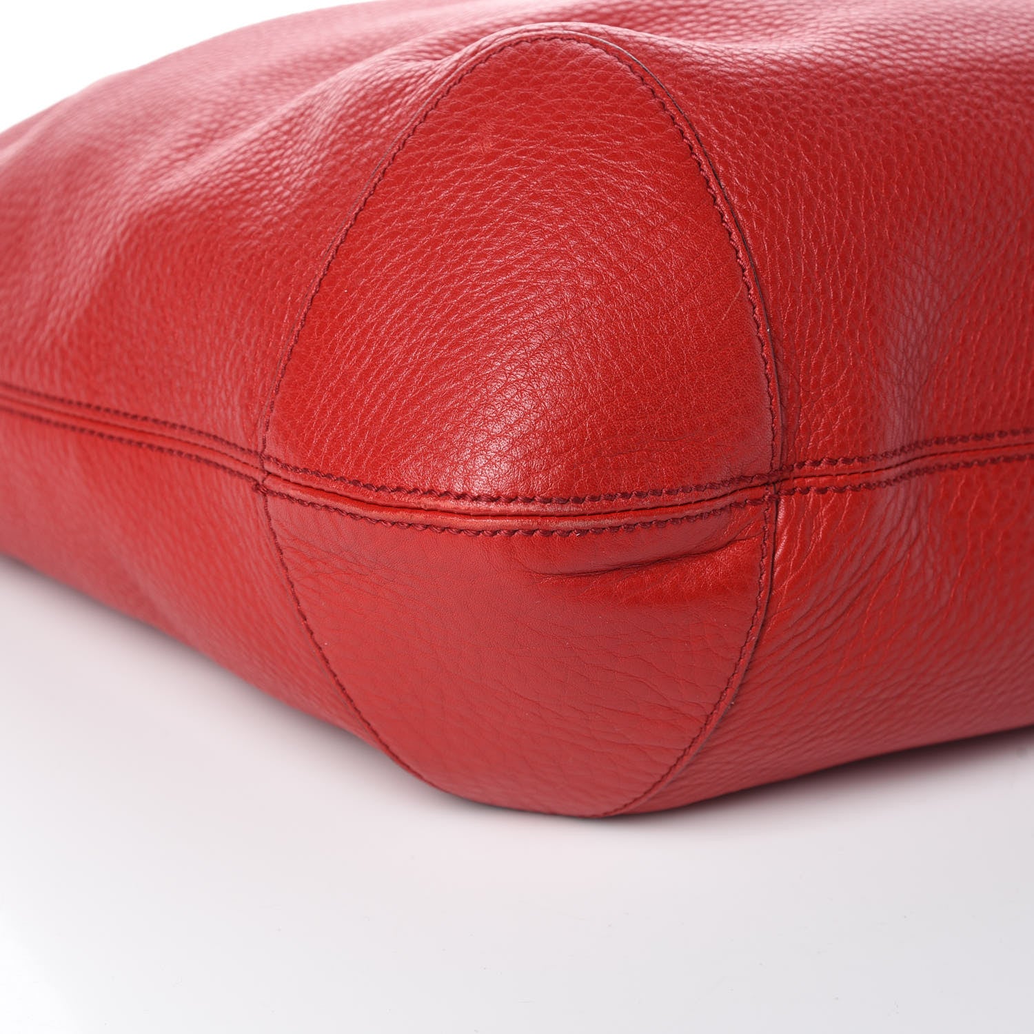 Gucci Pebbled Calfskin Medium Soho Chain Hobo Red 9 of 11