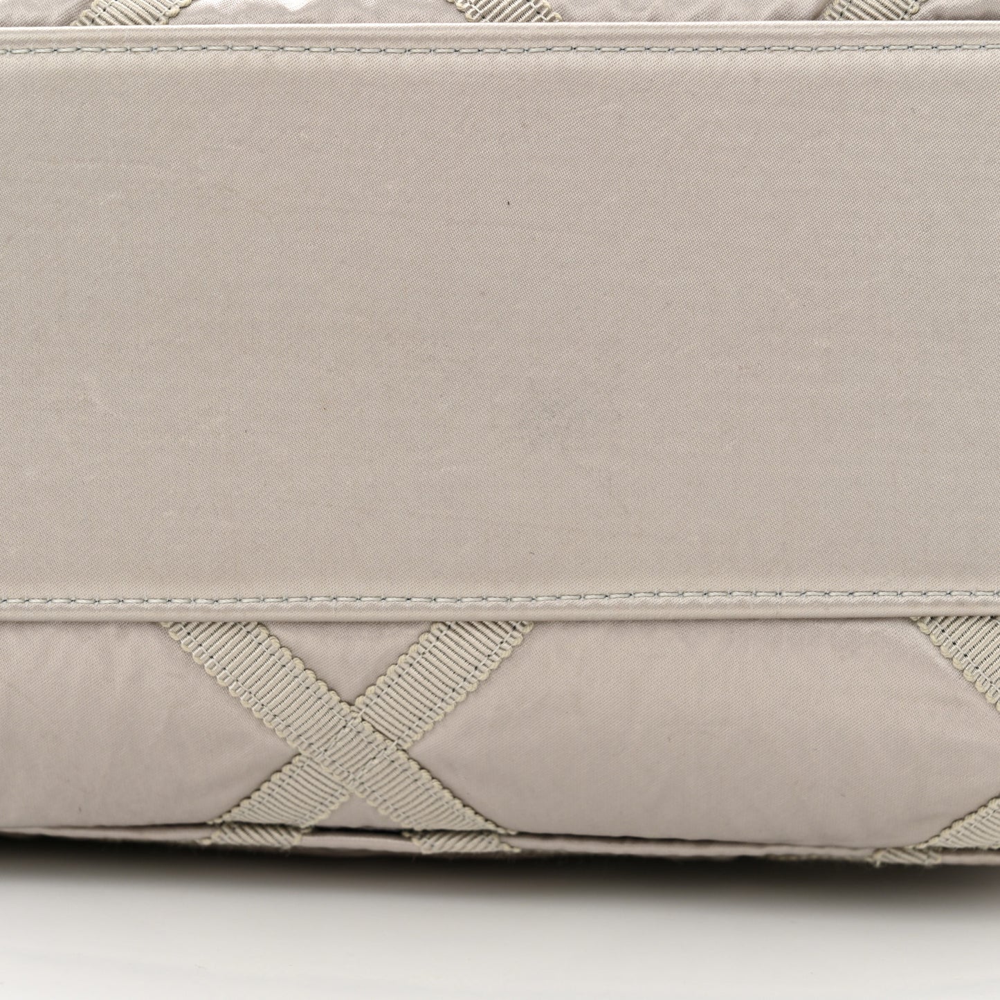 Nylon Grosgrain Quilted Lifestyle Shopping Bag Grey