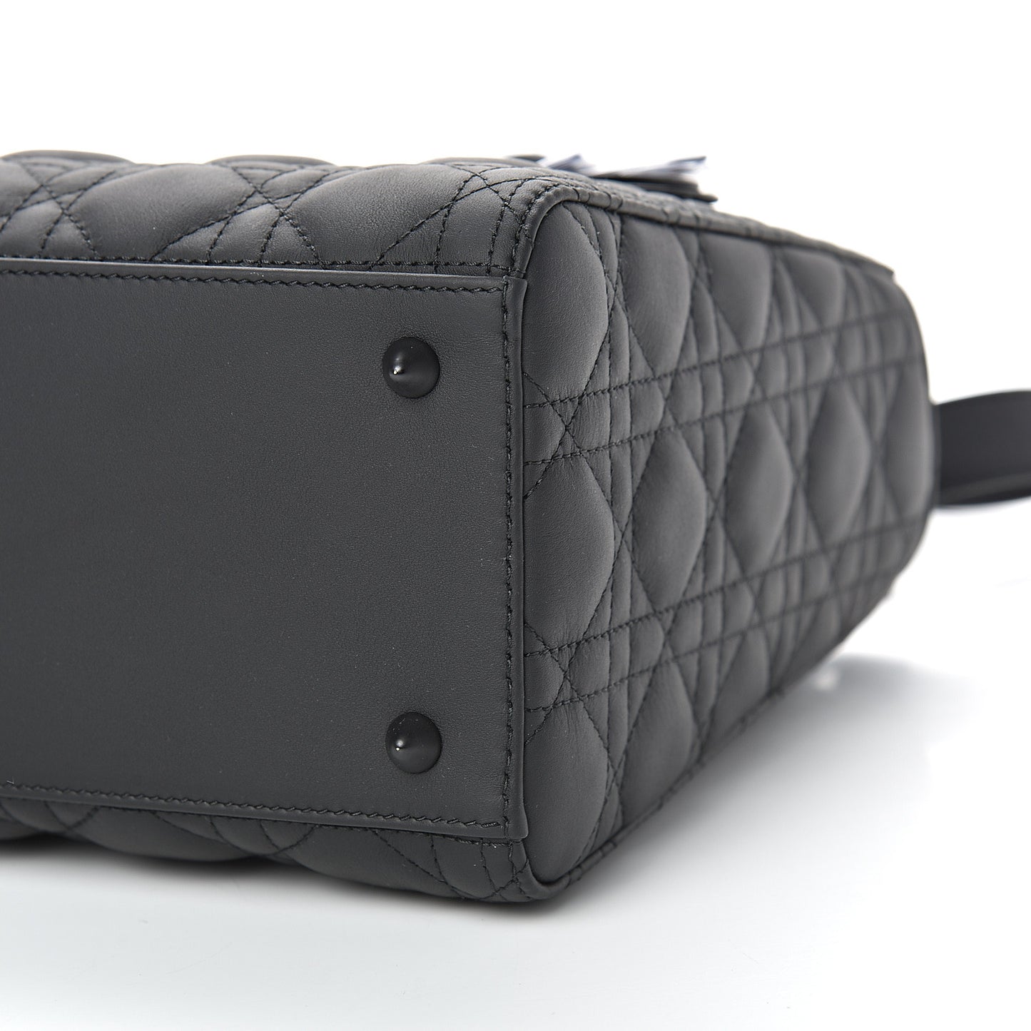 Ultra Matte Calfskin Cannage Medium Lady Dior Black