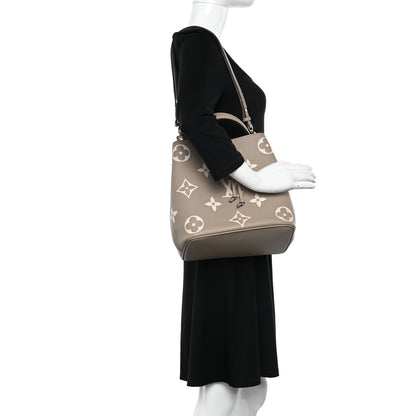 Louis Vuitton Empreinte Monogram Giant Neonoe MM Tourterelle Creme 2 of 9