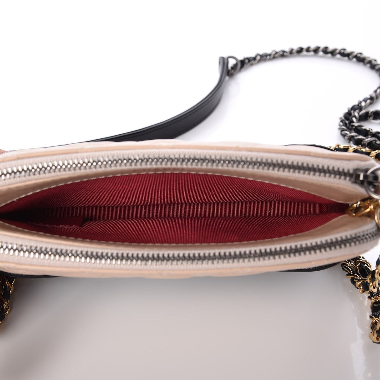 Aged Calfskin Quilted Small Gabrielle Clutch With Chain Beige Black