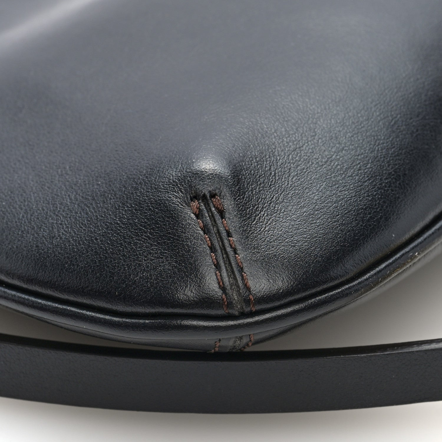 Jacquemus Smooth Calfskin Le Bisou Medium Black 8 of 9