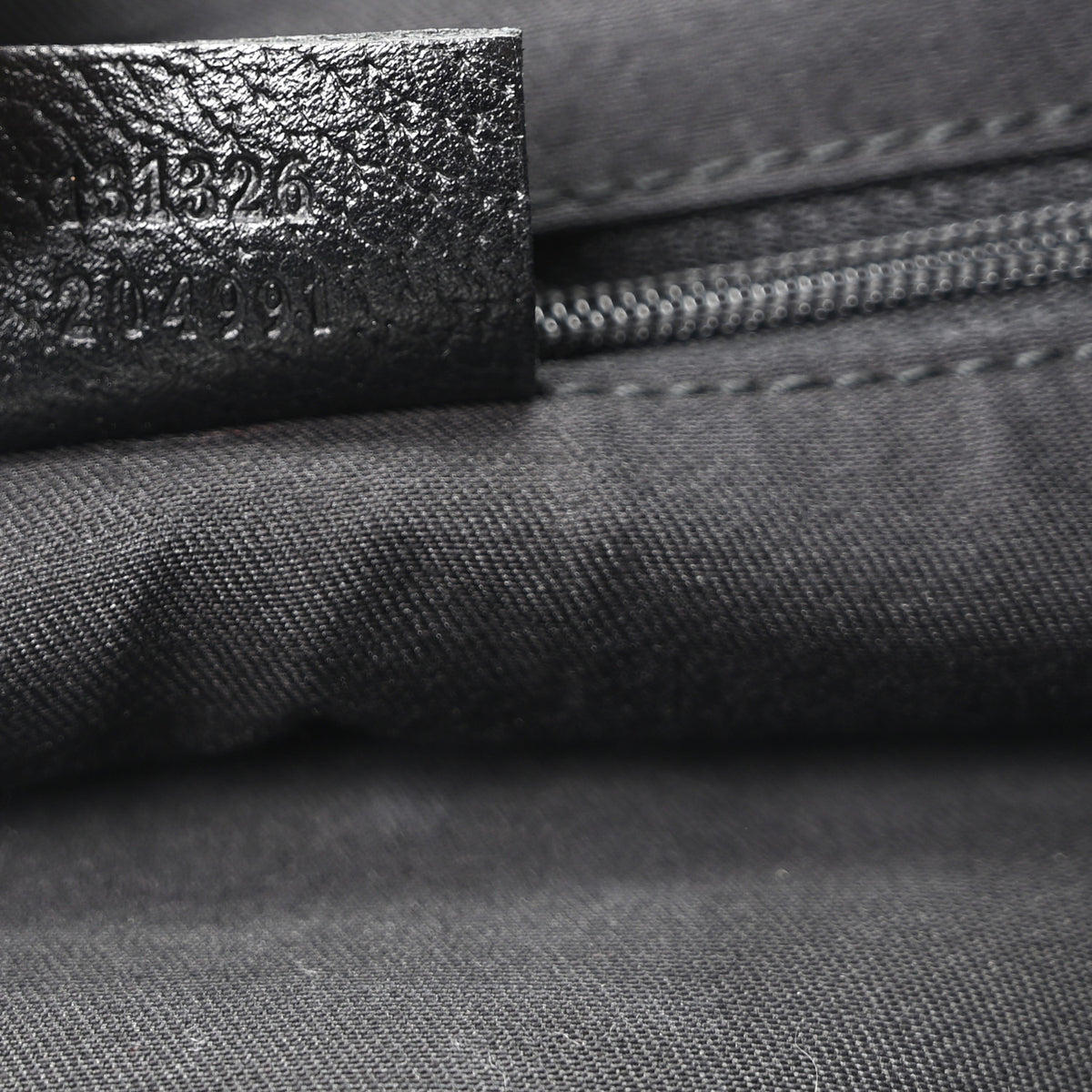 Gucci Monogram Abbey Messenger Bag Black 7 of 10
