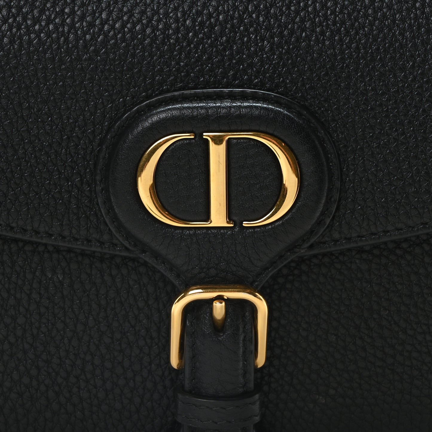 Grained Calfskin Medium Bobby Flap Black