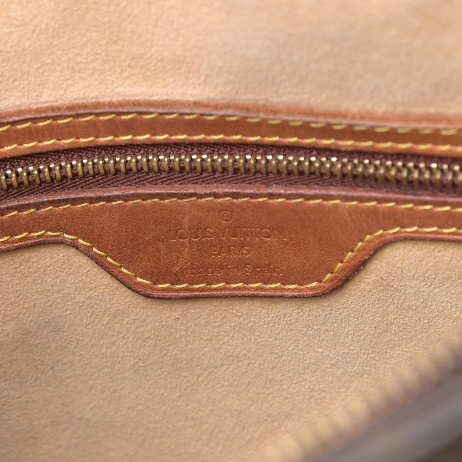 Louis Vuitton Monogram Looping GM 5 of 5