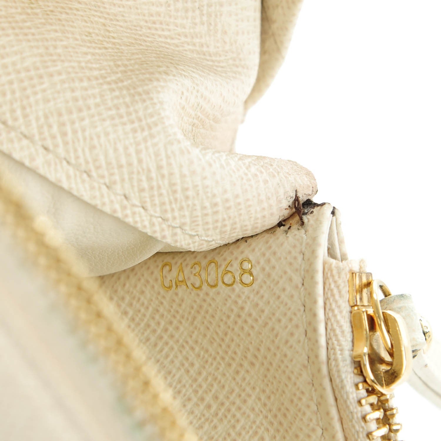 Louis Vuitton Monogram Insolite Wallet White 7 of 10