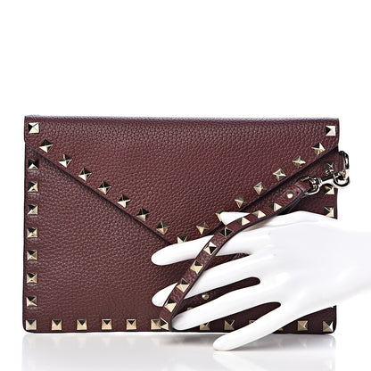 Valentino Garavani Pebbled Calfskin Medium Rockstud Envelope Flat Wristlet Pouch Rubin 2 of 8
