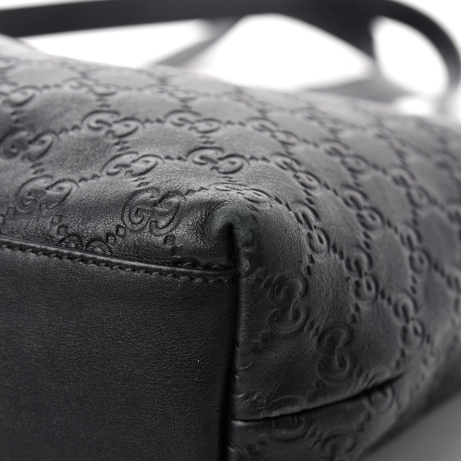 Gucci Guccissima Medium Zippered Shopping Tote Black 9 of 14