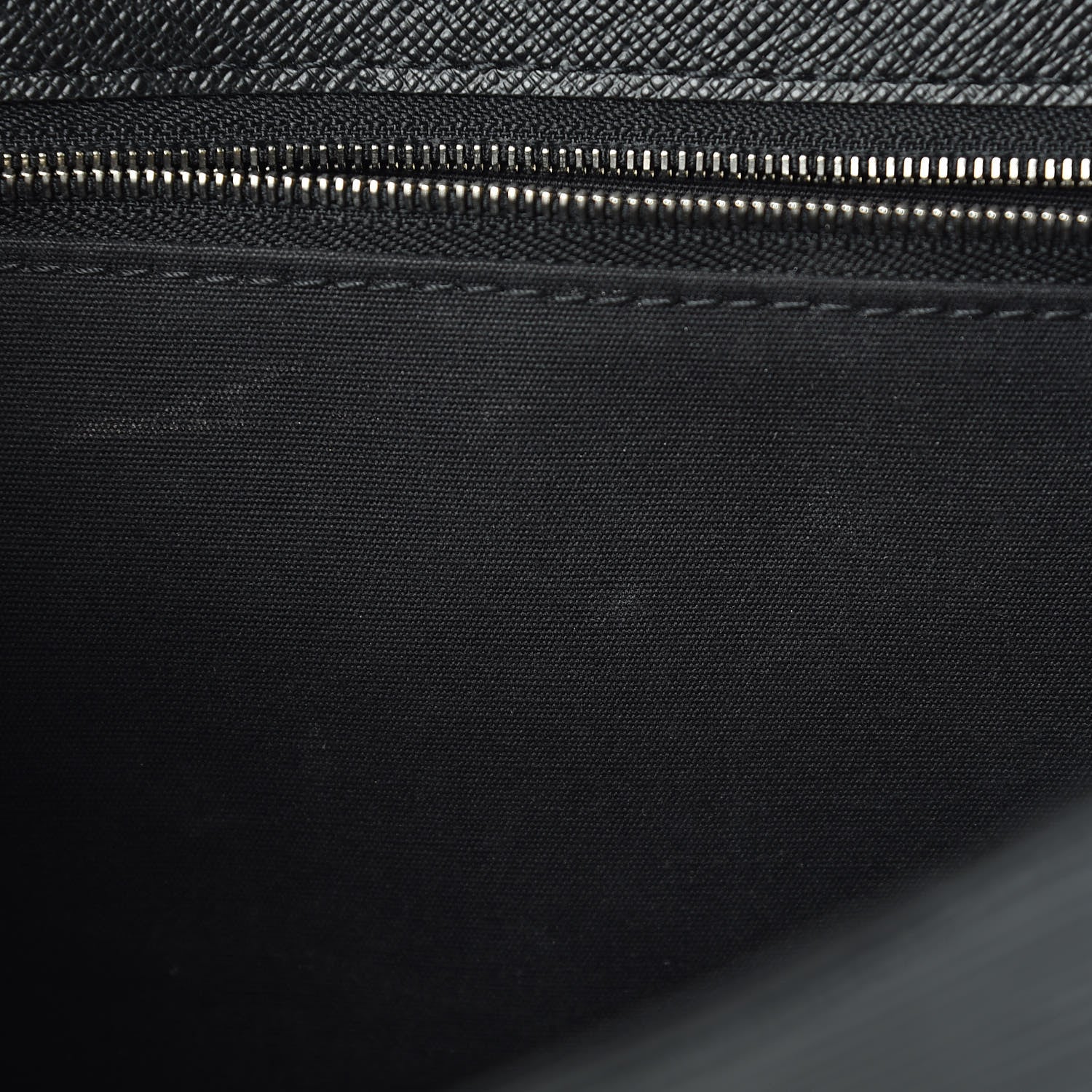 Louis Vuitton Epi Clery Black 8 of 11