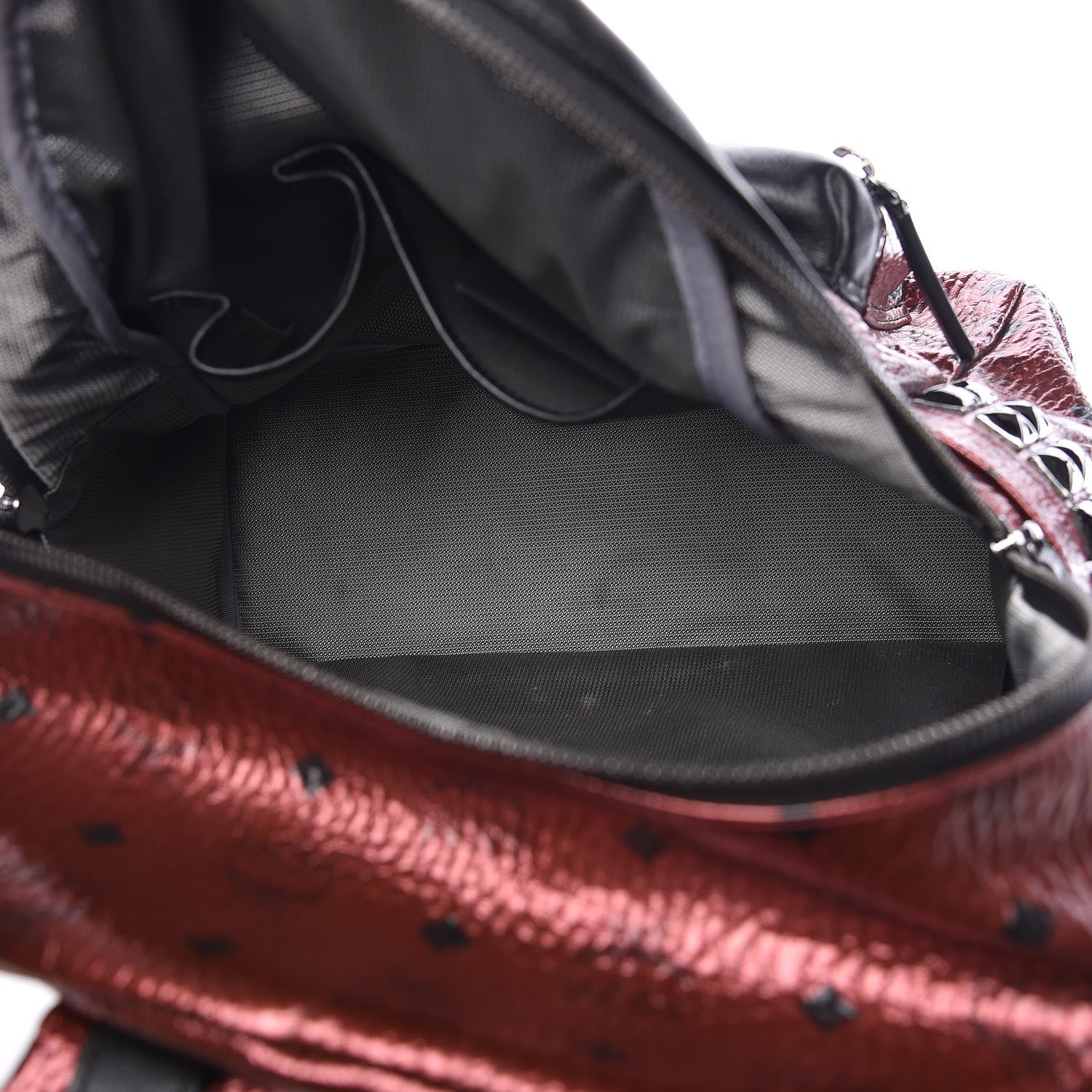 MCM Metallic Visetos Medium Side Stud Stark Backpack Scooter Red Black 5 of 11