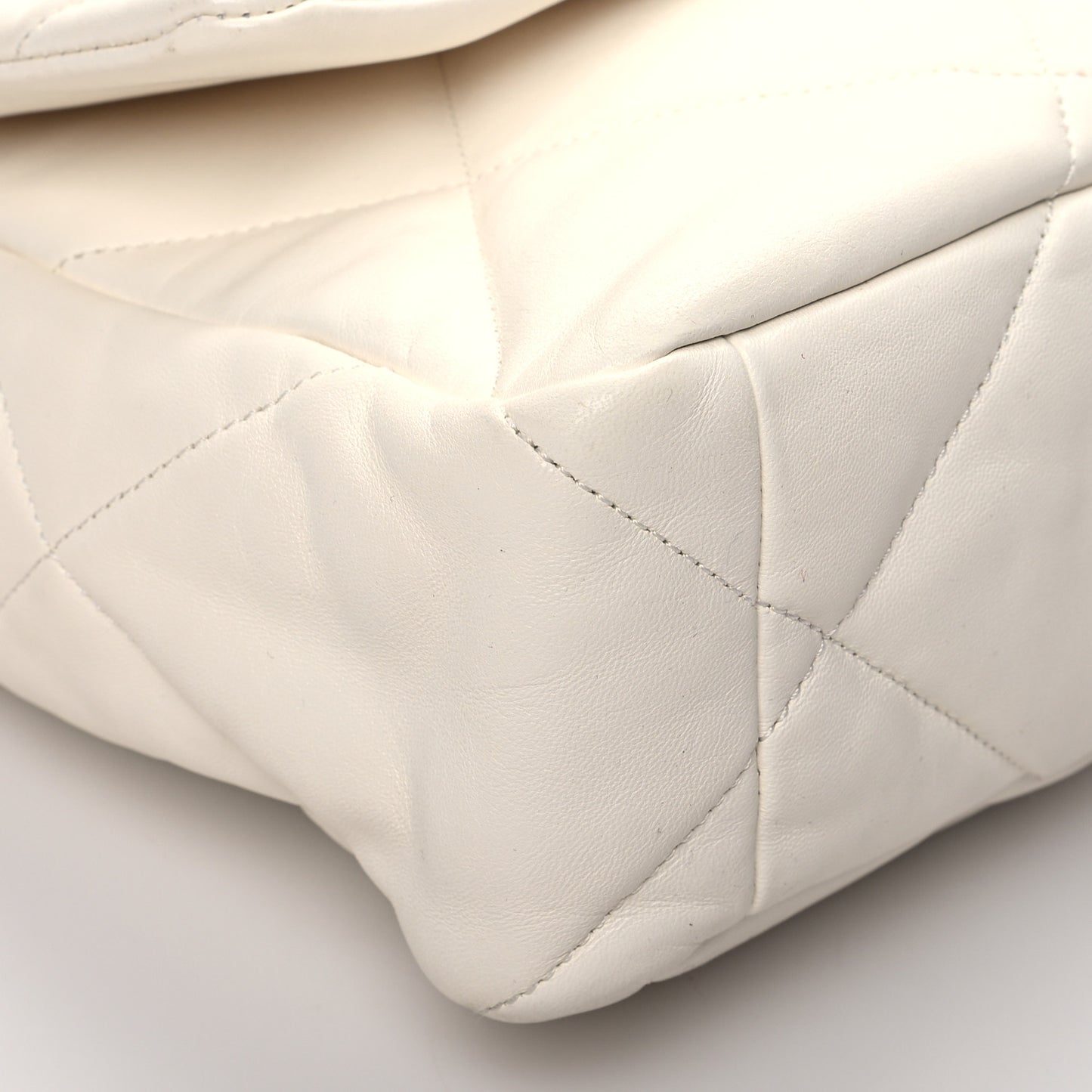 Lambskin Quilted Large Chanel 19 Flap White