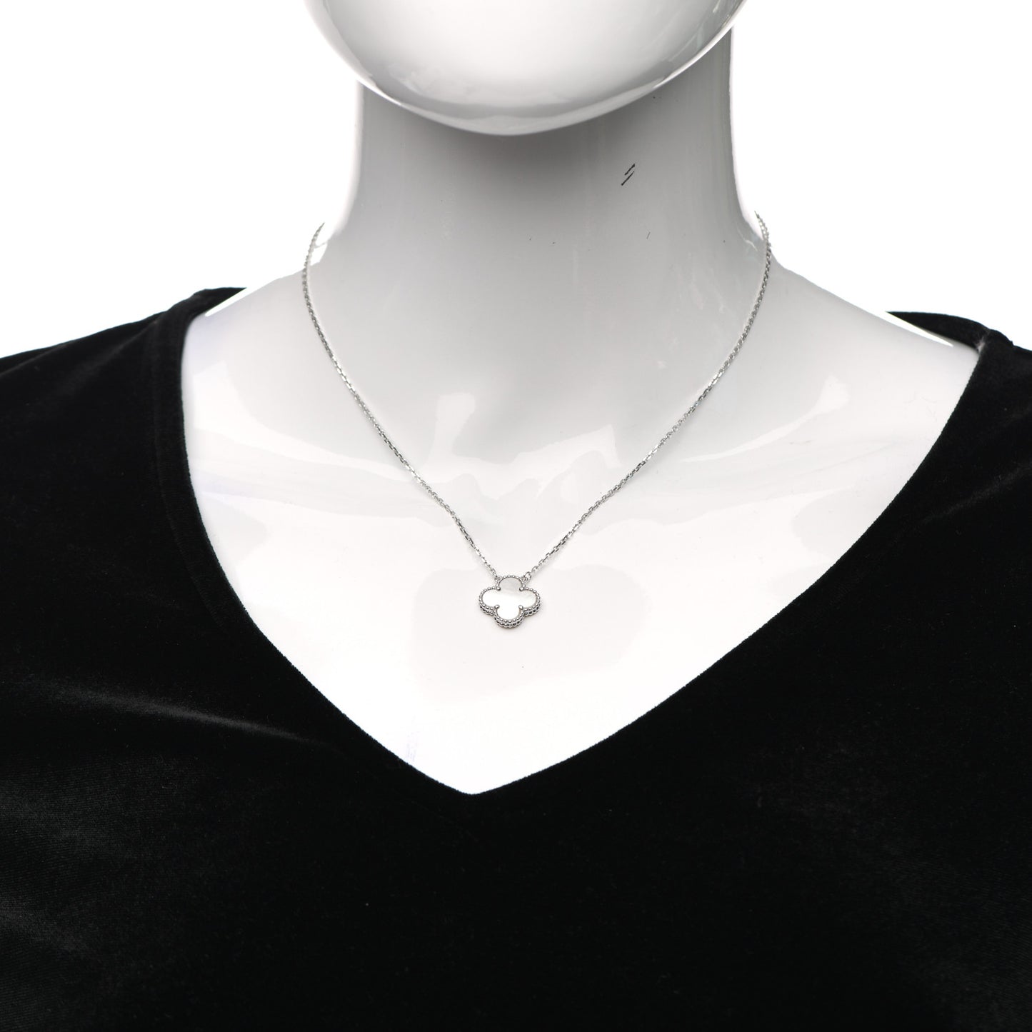 18K White Gold Mother of Pearl Vintage Alhambra Pendant Necklace