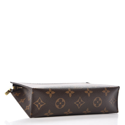 Louis Vuitton Monogram Toiletry Pouch 19 4 of 7