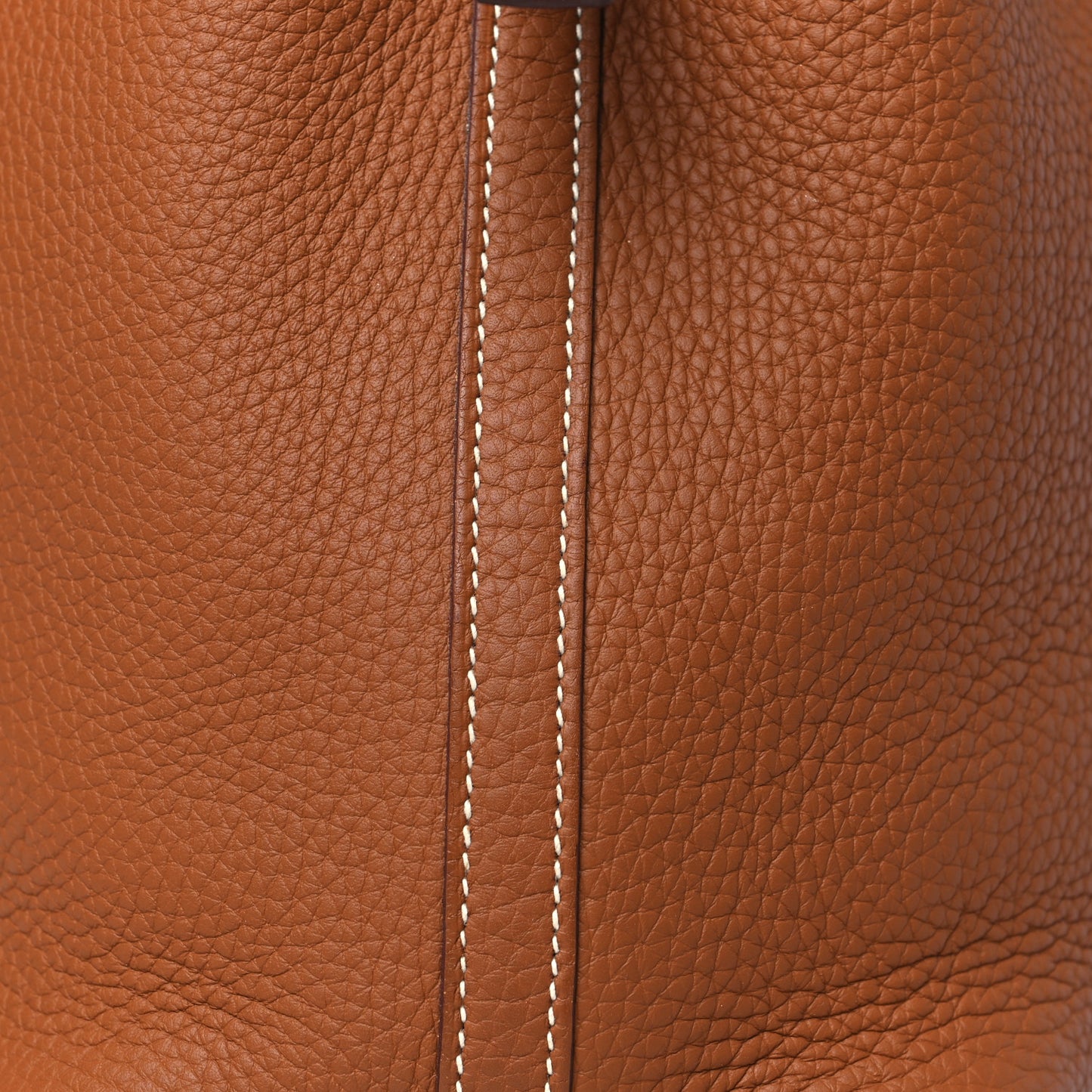 Taurillon Clemence Picotin Lock 18 PM Gold